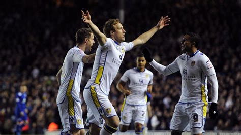 leeds united v leicester city results