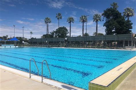 Leeton Pool Entry Fee