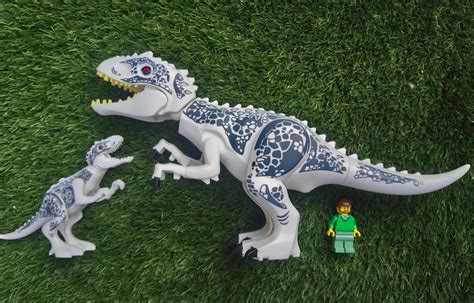 lego baby indominus rex