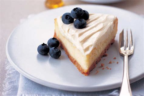 Lemon Meringue Pie CakeWhiz