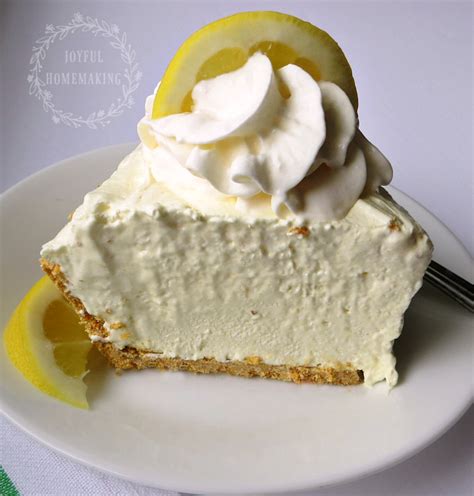 Lemon Pudding Cool Whip Pie