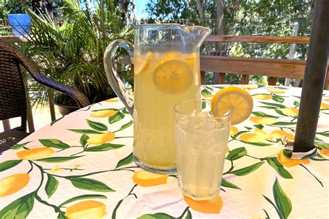 Lemonade Pitcher Old