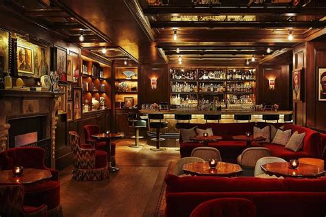 Uncover the Best NYC Bars: A Curator's Guide to Les Bar Scene
