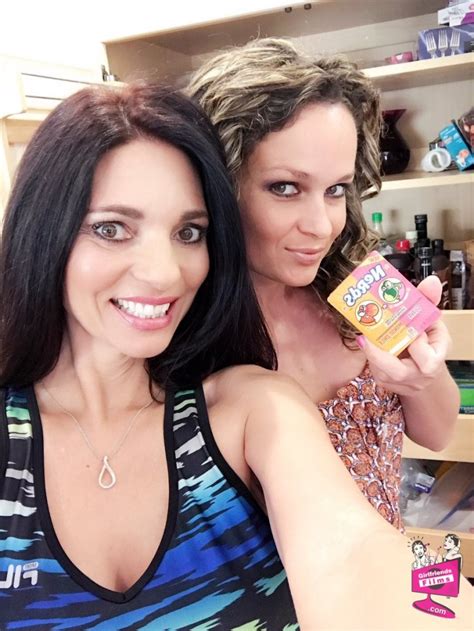 lesbian seductions 60