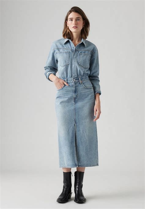 levis dress
