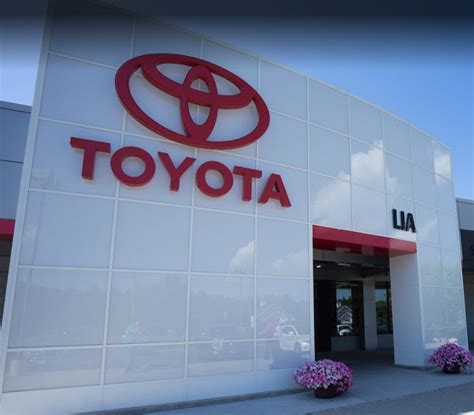 lia toyota service department