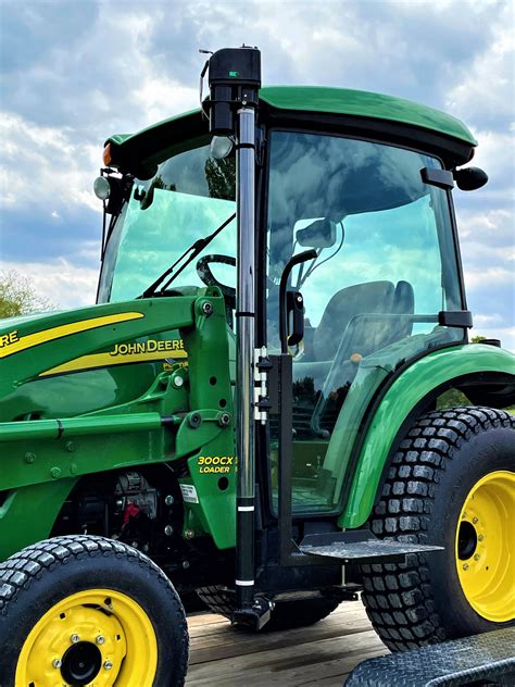 Lift Support Tractor