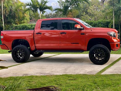 lifted toyota tundra truck dealer