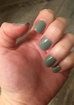 Light Green Shellac Nails: A Trendy Choice For 2023