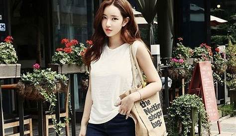 Light Spring Outfits Korea Top 11 Women With Sneakers 1 n Outfit