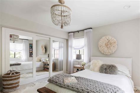 Light And Bright Bedroom Ideas