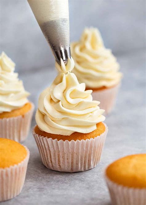 light and fluffy frosting