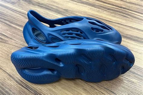 Light Blue Foam Runners