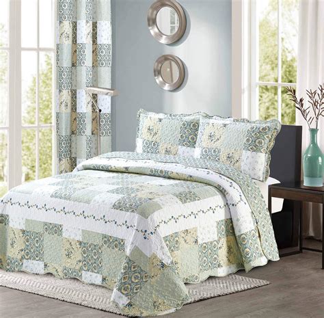 Light Blue Green Bedspread