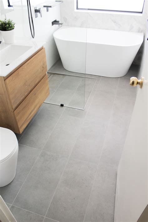 Light Gray Bathroom Floor