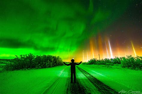 Light Pillars Green