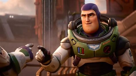 Lightyear Gif