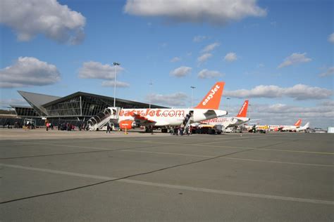 lille airport arrivals