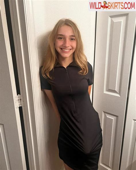 lilphoebe fansly leaked