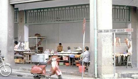 Nostalgic Coloured Photos of Lim Tua Tow Market | Remember Singapore