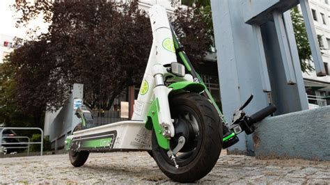 Lime E Scooter Hacken