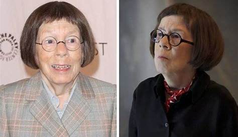 Unveil The Truth: Linda Hunt's Family Life Explored