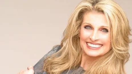 linda davis net worth