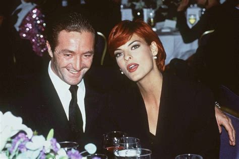 linda evangelista and husband