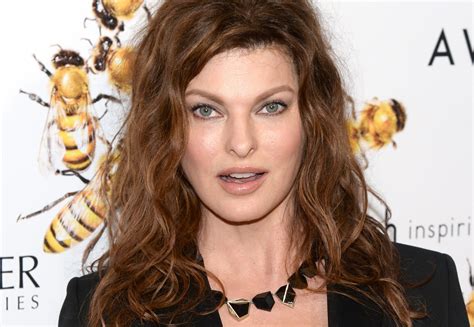 linda evangelista cancer battle