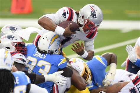 line on patriots chargers game