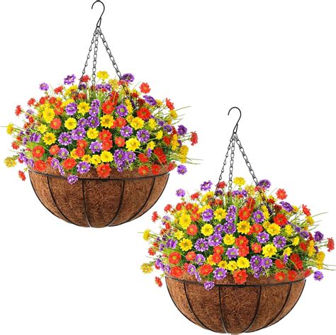 Lining A Basket For Plants