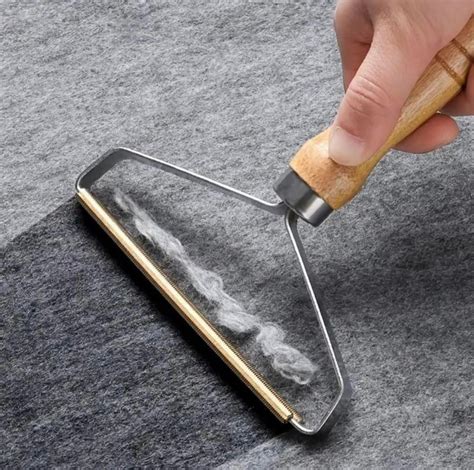 Lint Removal Tool