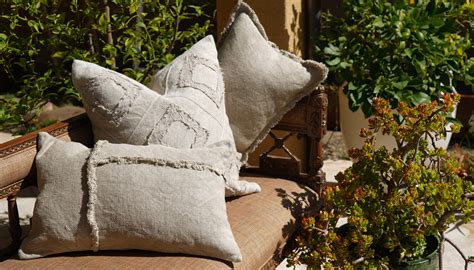Linum Pillows