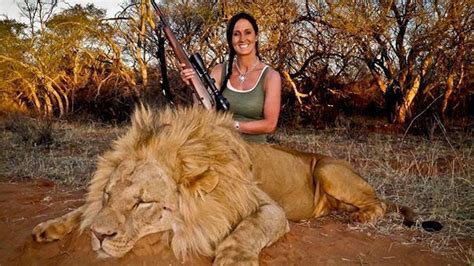 lion hunters killed by lion