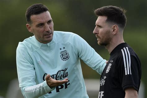 lionel messi and lionel scaloni