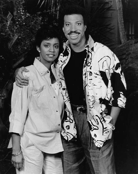 lionel richie and first wife
