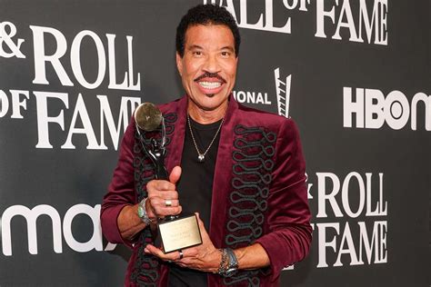 Lionel Richie Calls Rock & Roll Hall Of Fame Induction ‘Holy Grail’