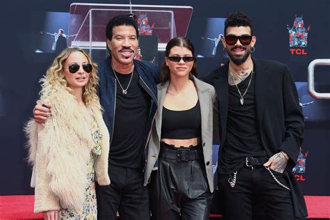 lionel richie wives and children