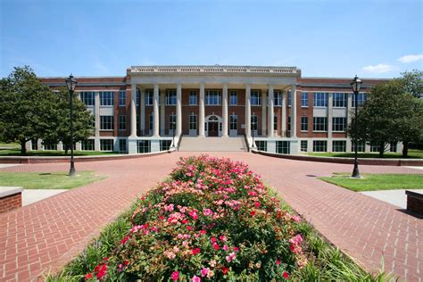 Lipscomb University Size