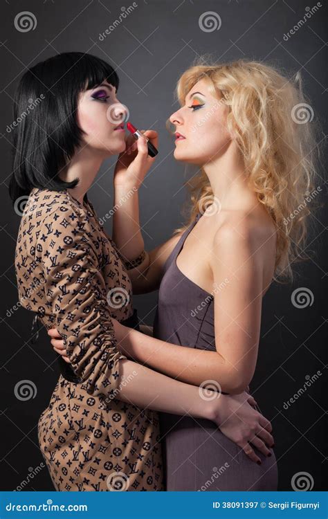 lipstick lesbians 2