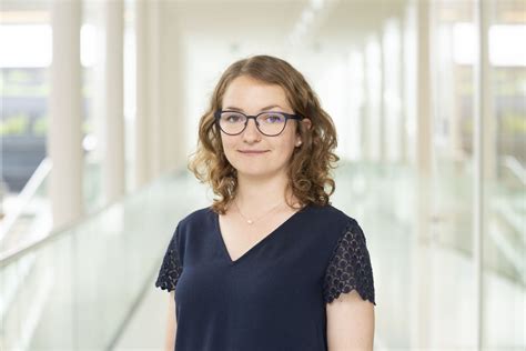 Unveiling Lisa Andrews: The Rising Star Transforming Leadership Today