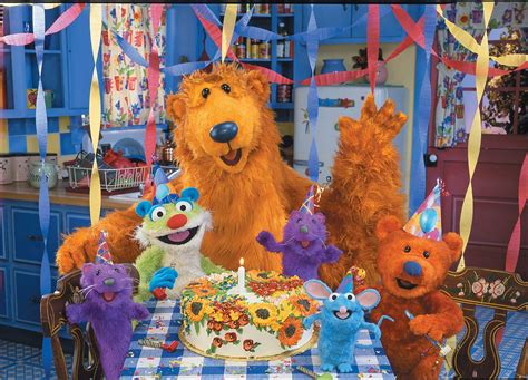 list bear in the big blue house