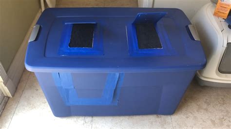 litter box with swing door