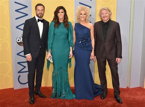 little big town red carpet at the cma awards 2016