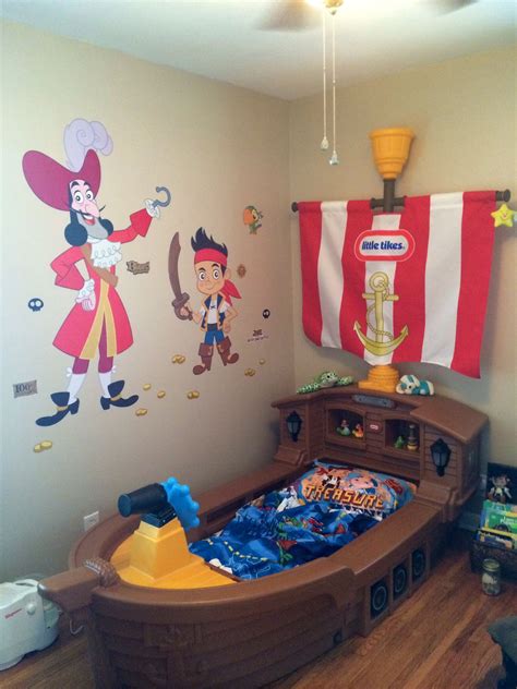 little boy pirate room ideas