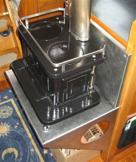 little cod wood stove