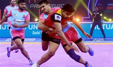 live pro kabaddi match today score