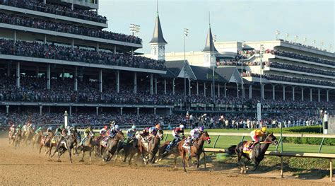 live racing churchill downs today