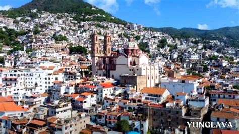 living in taxco mexico