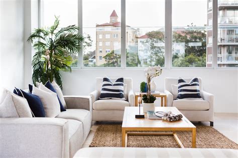 Living Room Lounge Difference